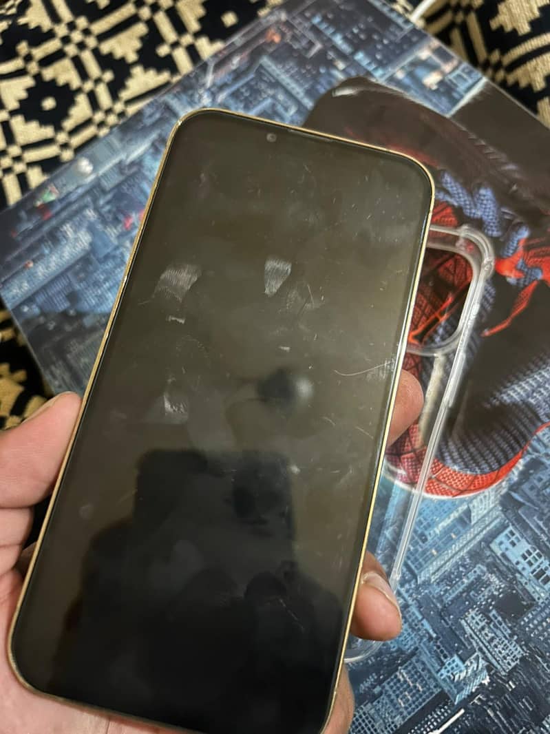 Apple iPhone 13 Pro 2
