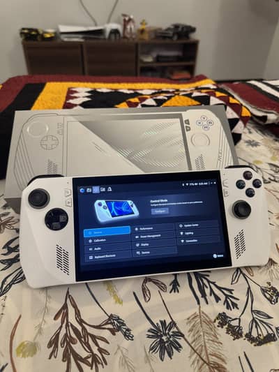 ASUS ROG Ally | Z1 Extreme | 512GB SSD | 16GB Ram | Karachi