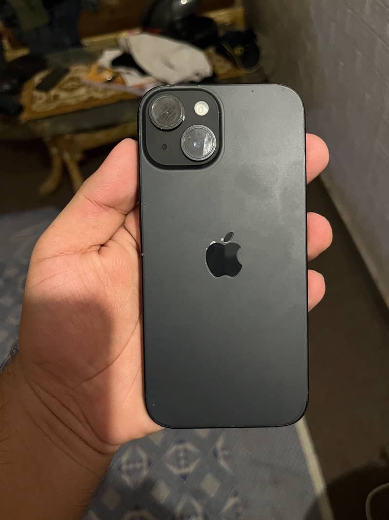 Apple iPhone 15 2