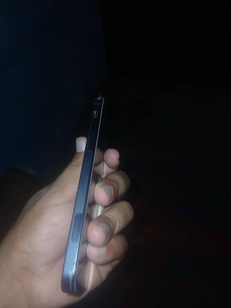 Apple iPhone 12 3