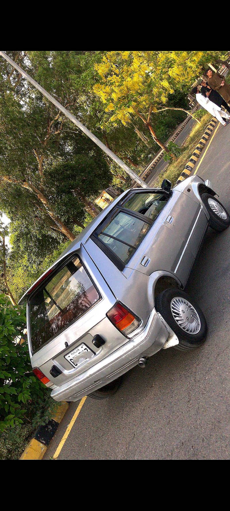 charade 1000cc 3