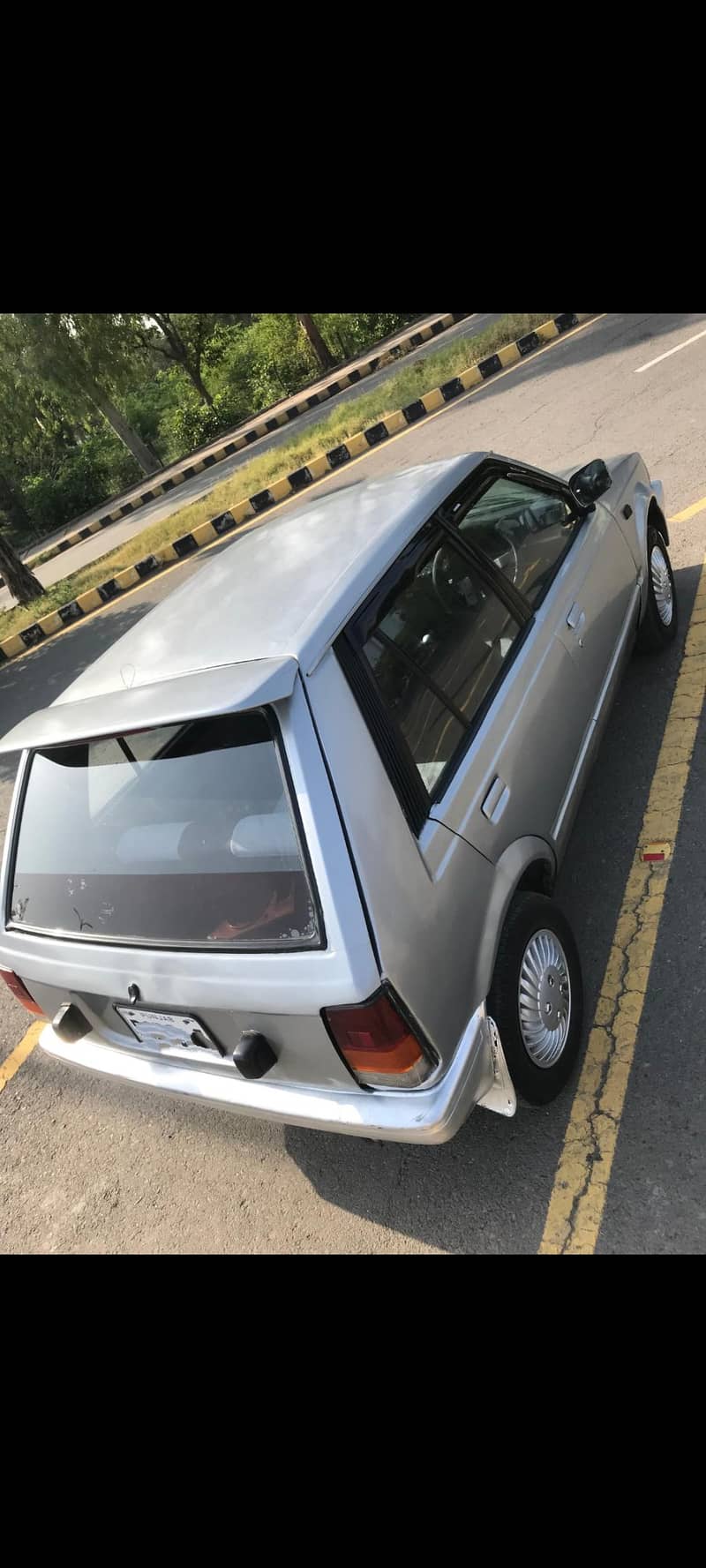 charade 1000cc 4