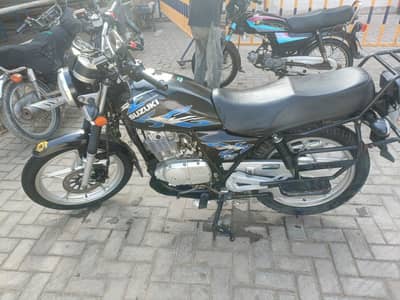 Suzuki GS 150 SE 2022
