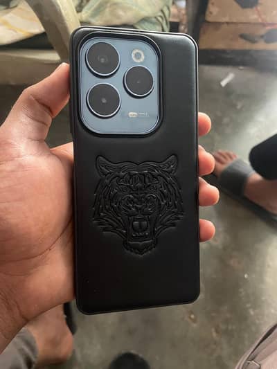 Infinix Hot 40 Pro 8)256