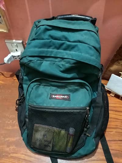 eastpak pinnacle backpack green colour