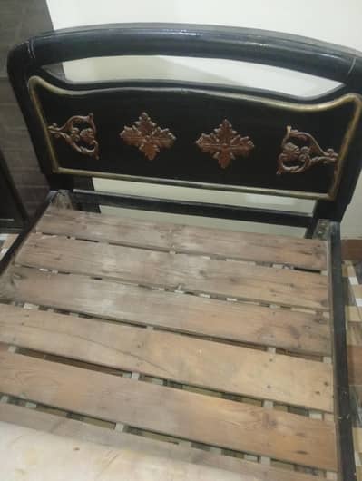 Very good wooden bed