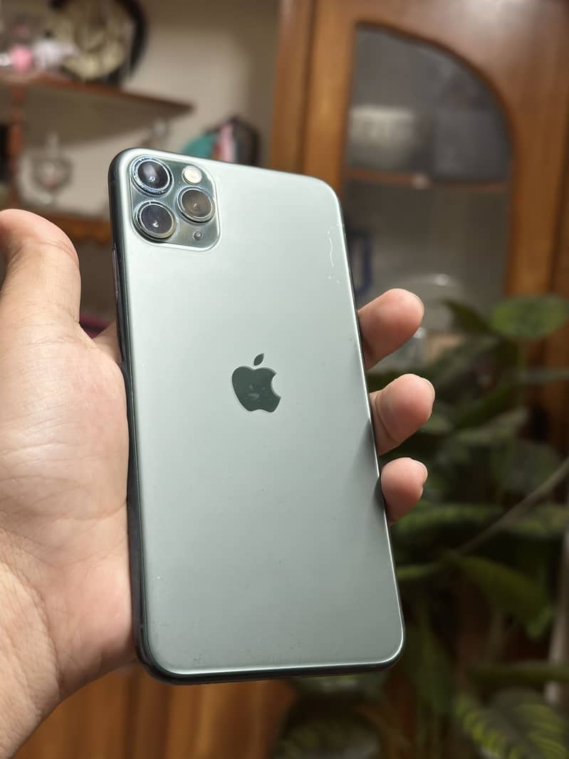 Apple iPhone 11 Pro Max 8