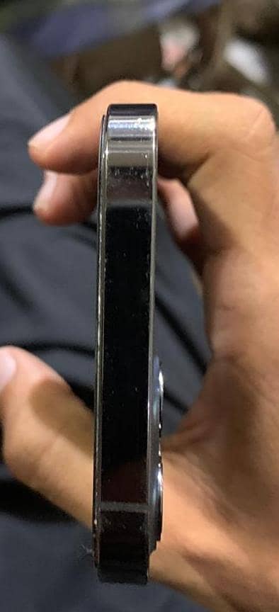 Apple iPhone 12 Pro 2