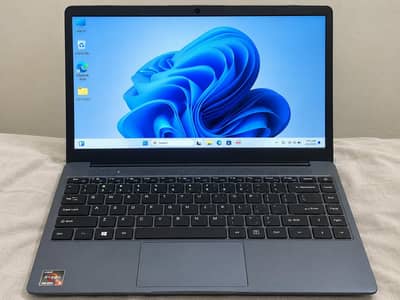*Ryzen 5 7430U - 8GB RAM - R14P Series - 10/10 Condition*