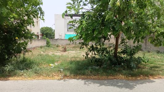 Plot No-367 Block Q - 20 Marla Plot On Top Location of Phase 7 DHA Lahore For Urgent Sale