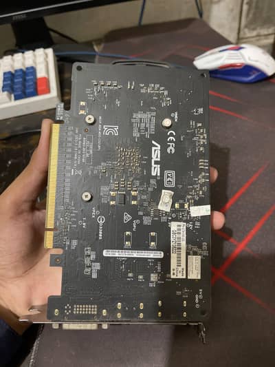 1050 2gb graphic card invidia