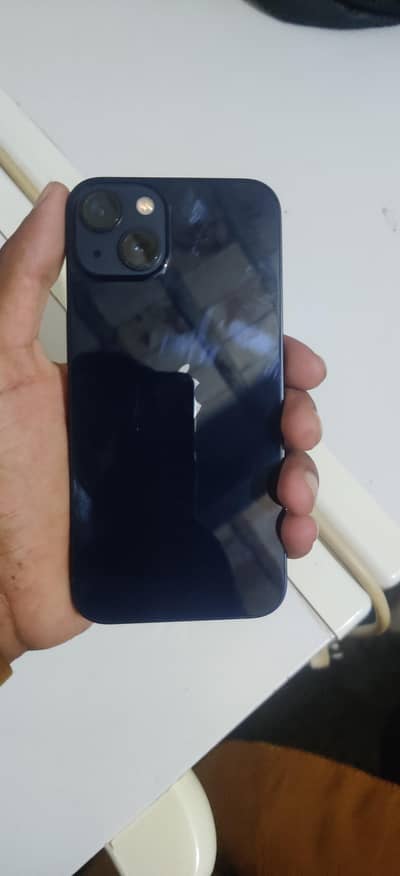 Apple iPhone 13