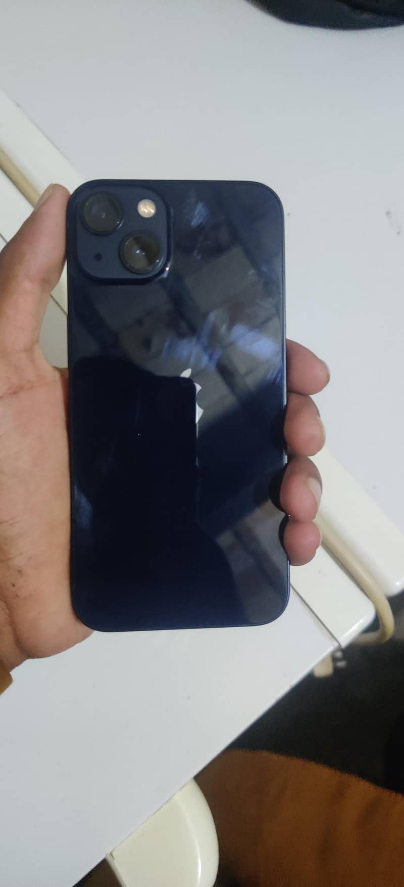 Apple iPhone 13 0
