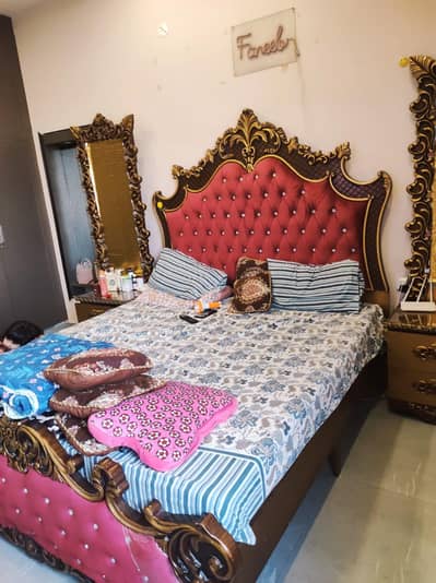 Brand New Complete Bed set with dressing