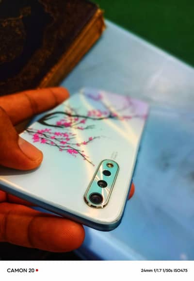 Vivo S1