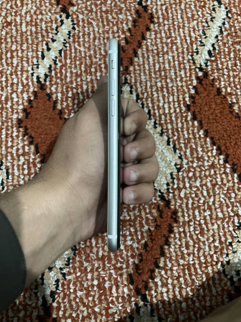 Apple iPhone SE 2