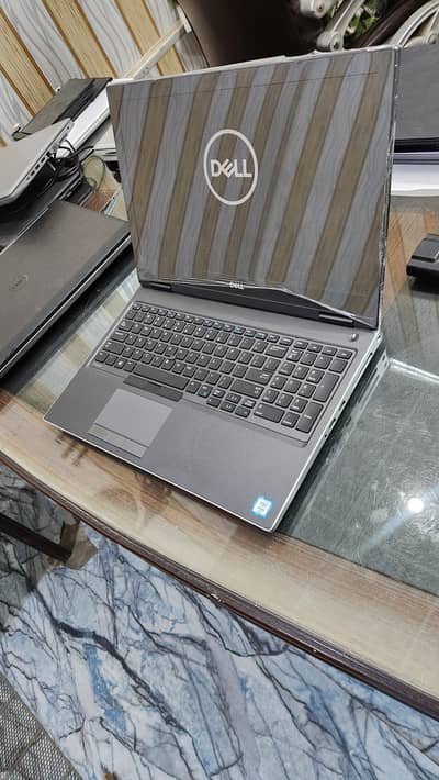 Dell precision 7540 | xeon processor | 16gb ram | 256nvme | 4gb card