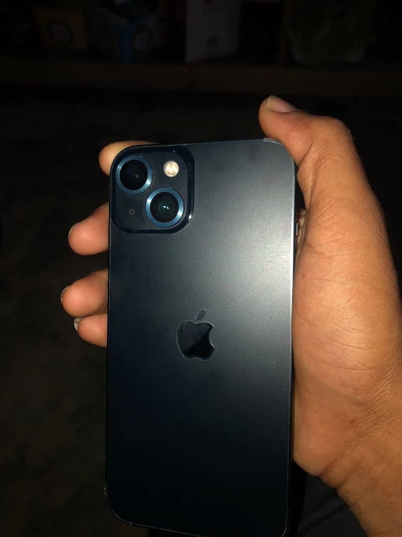 Apple iPhone 13 1
