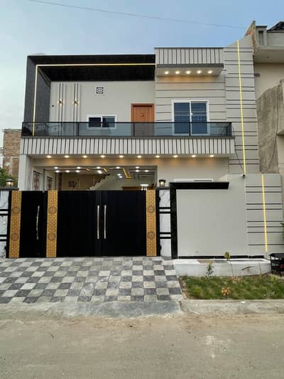 Rafi Qamar Road Riyaz ul janna new brand luxury 6 marly proper double story house for sale