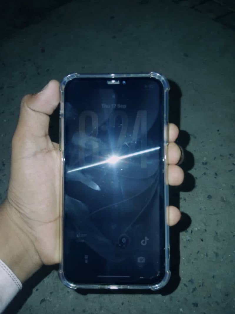 Apple iPhone 11 3