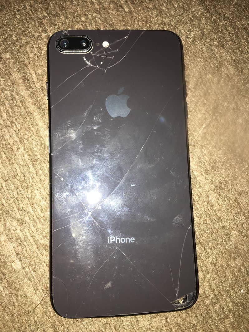 Apple iPhone 8 Plus 2