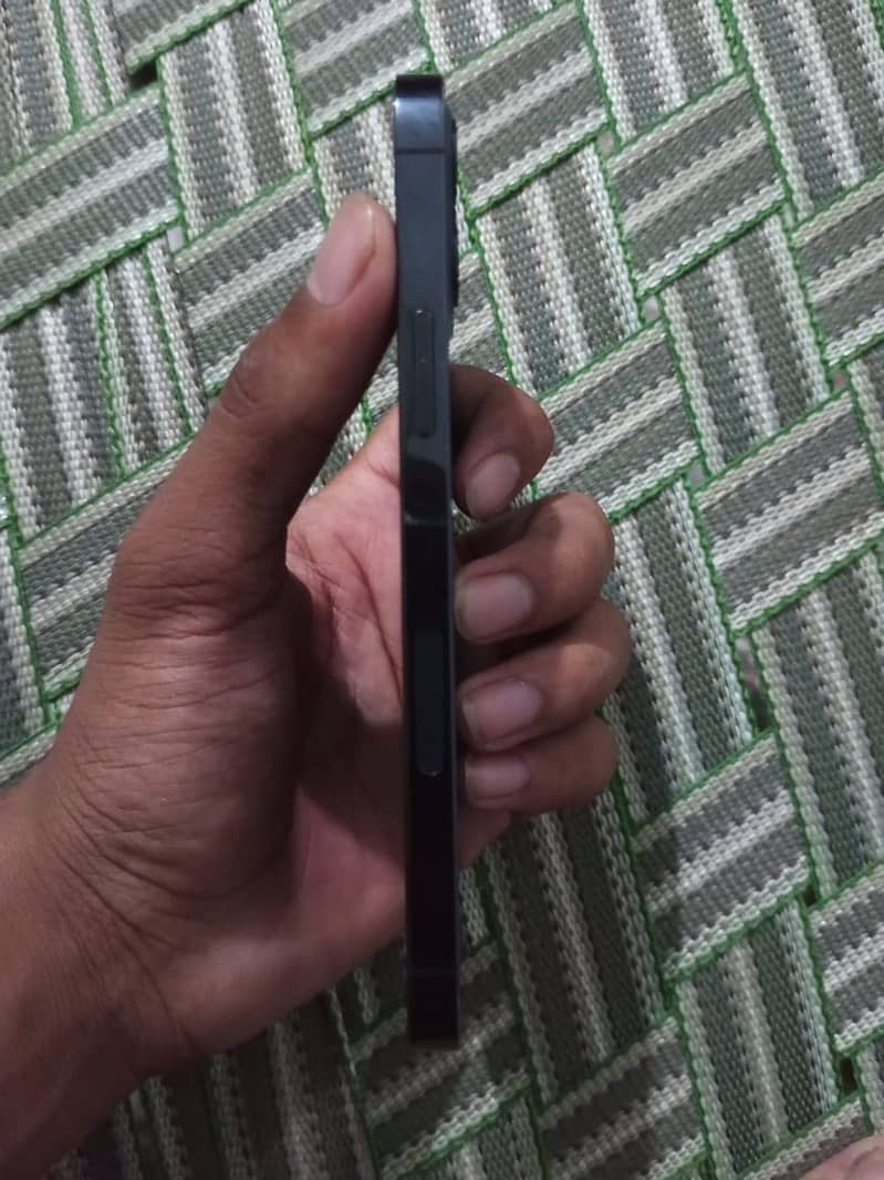 Apple iPhone 12 Pro 5