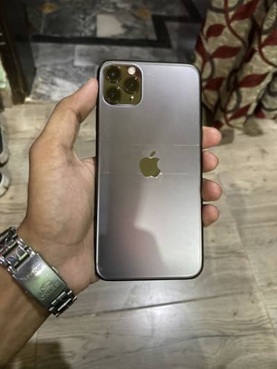 iPhone 11 Pro Max (SIM GLITCH. ALL SIMS WORKING)