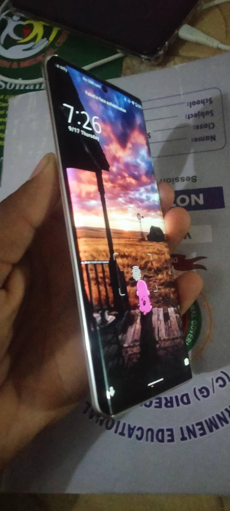 Sharp Aquos r6 0
