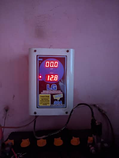 Battery charger 12 Volt 30 Amp 360 Watt