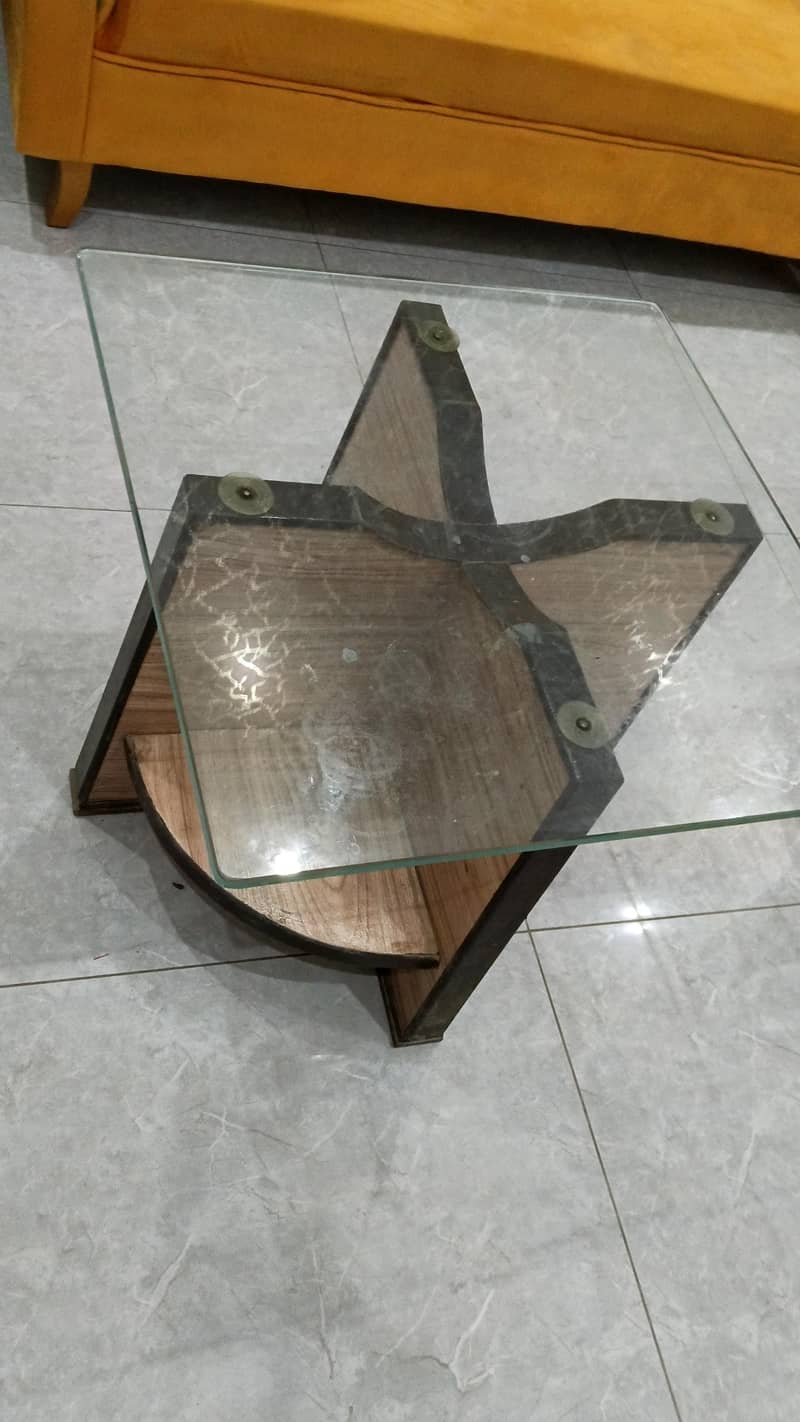 tables 0