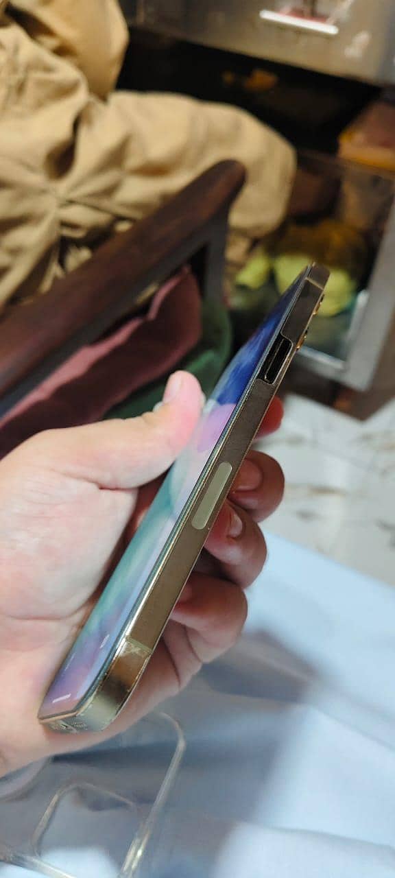 Apple iPhone 12 Pro Max 3