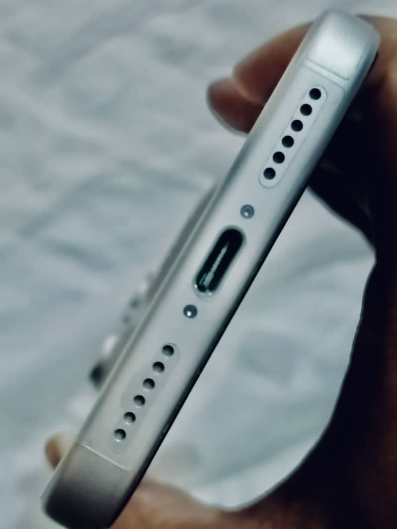 Apple iPhone 17 Pro Max 1