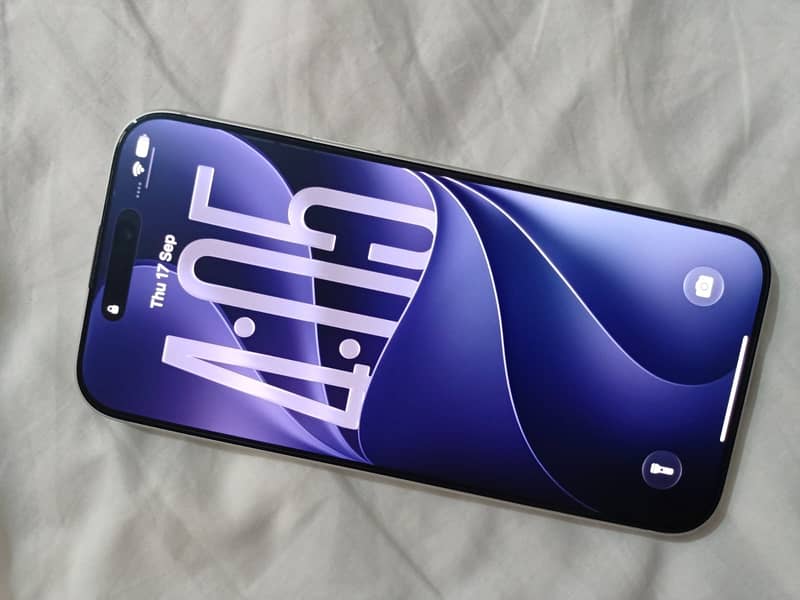 Apple iPhone 17 Pro Max 3