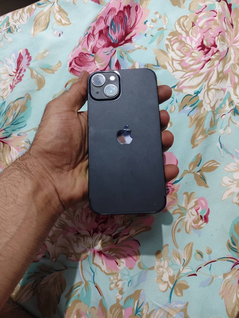 Apple iPhone 13 2