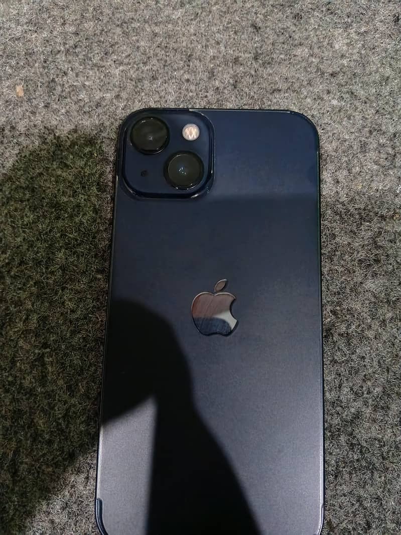 Apple iPhone 13 1