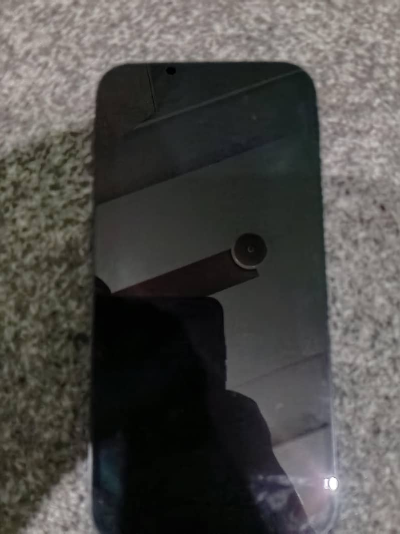 Apple iPhone 13 3