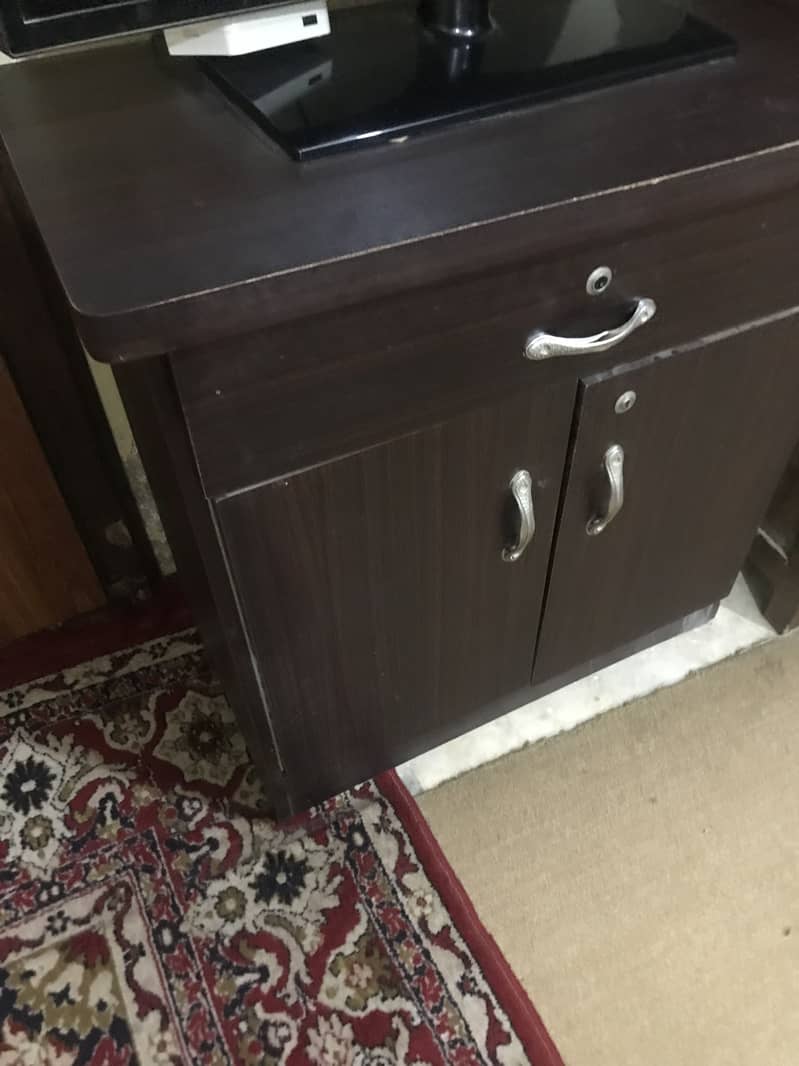 Tv trolley table 1