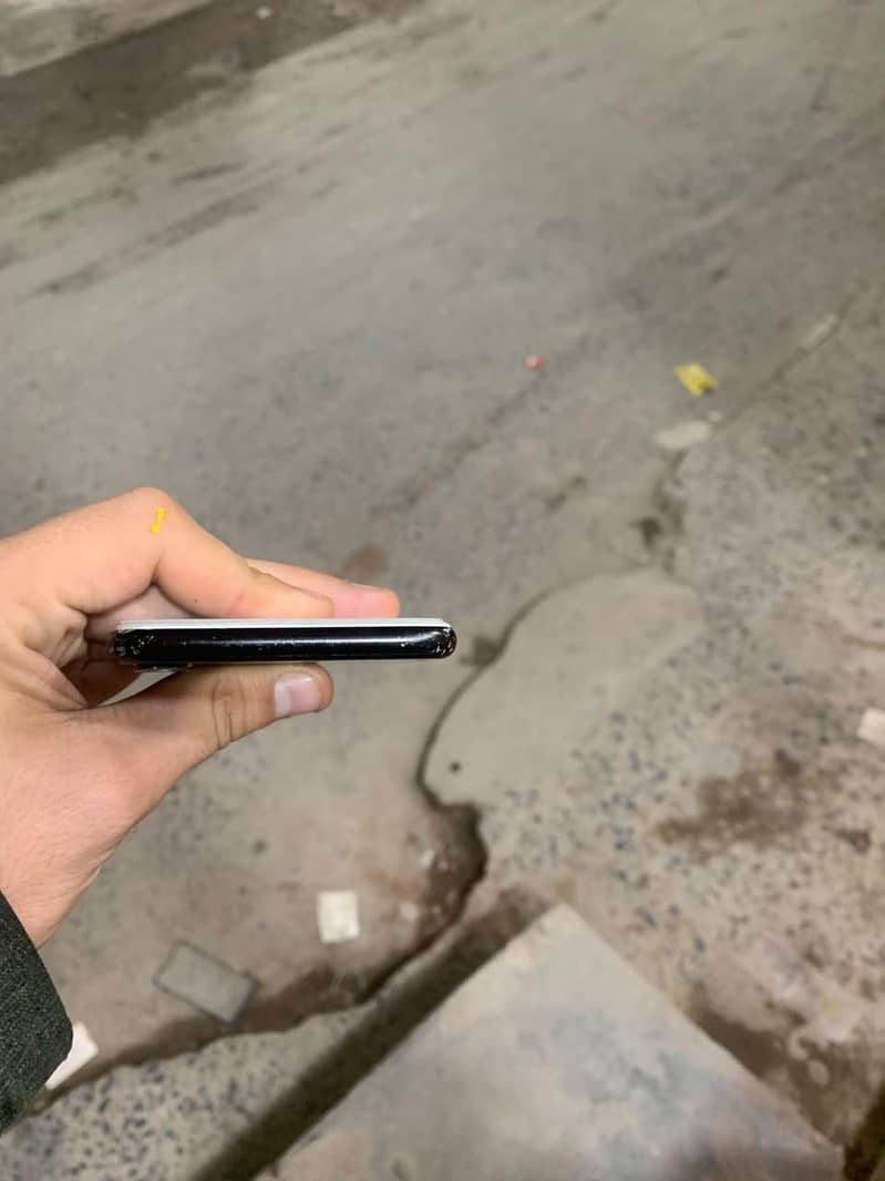 Apple iPhone 7 4