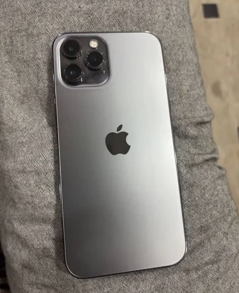 Apple iPhone 12 Pro Max 5