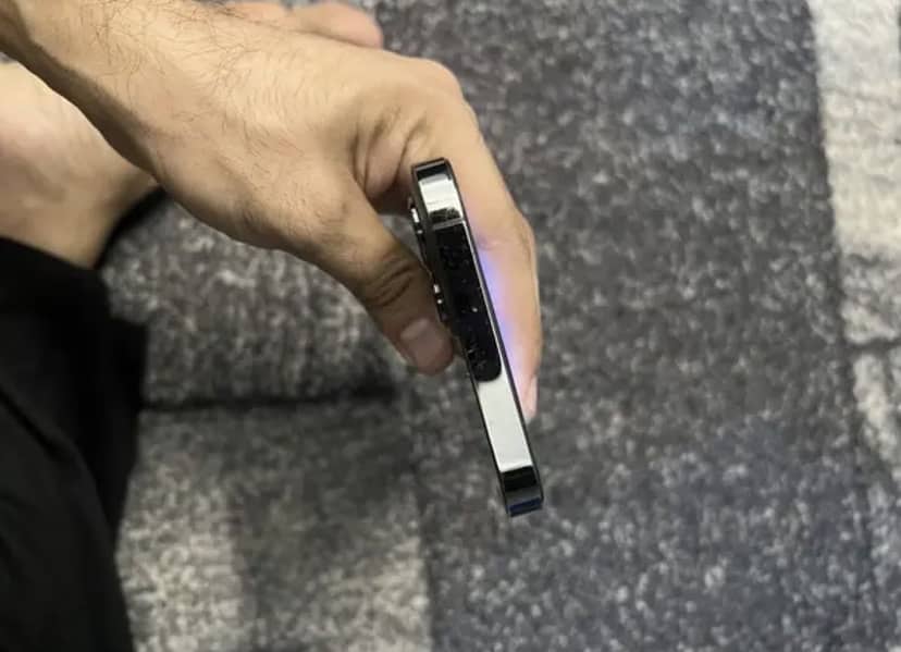 Apple iPhone 12 Pro Max 6