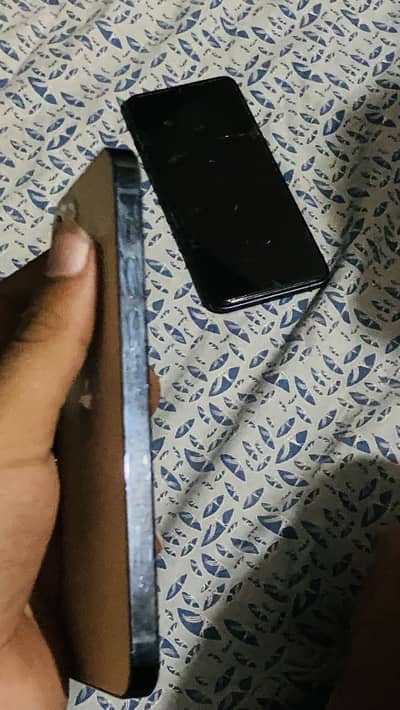 Apple iPhone 12 Pro