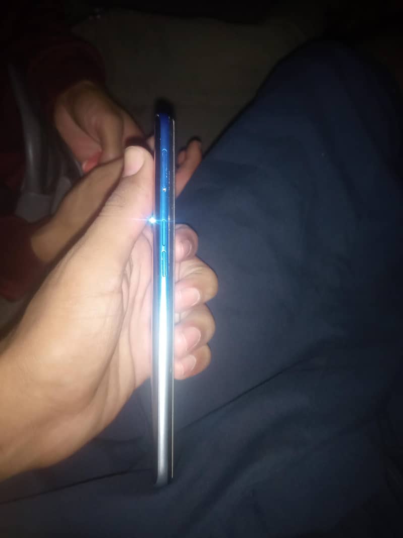 OPPO A54 5