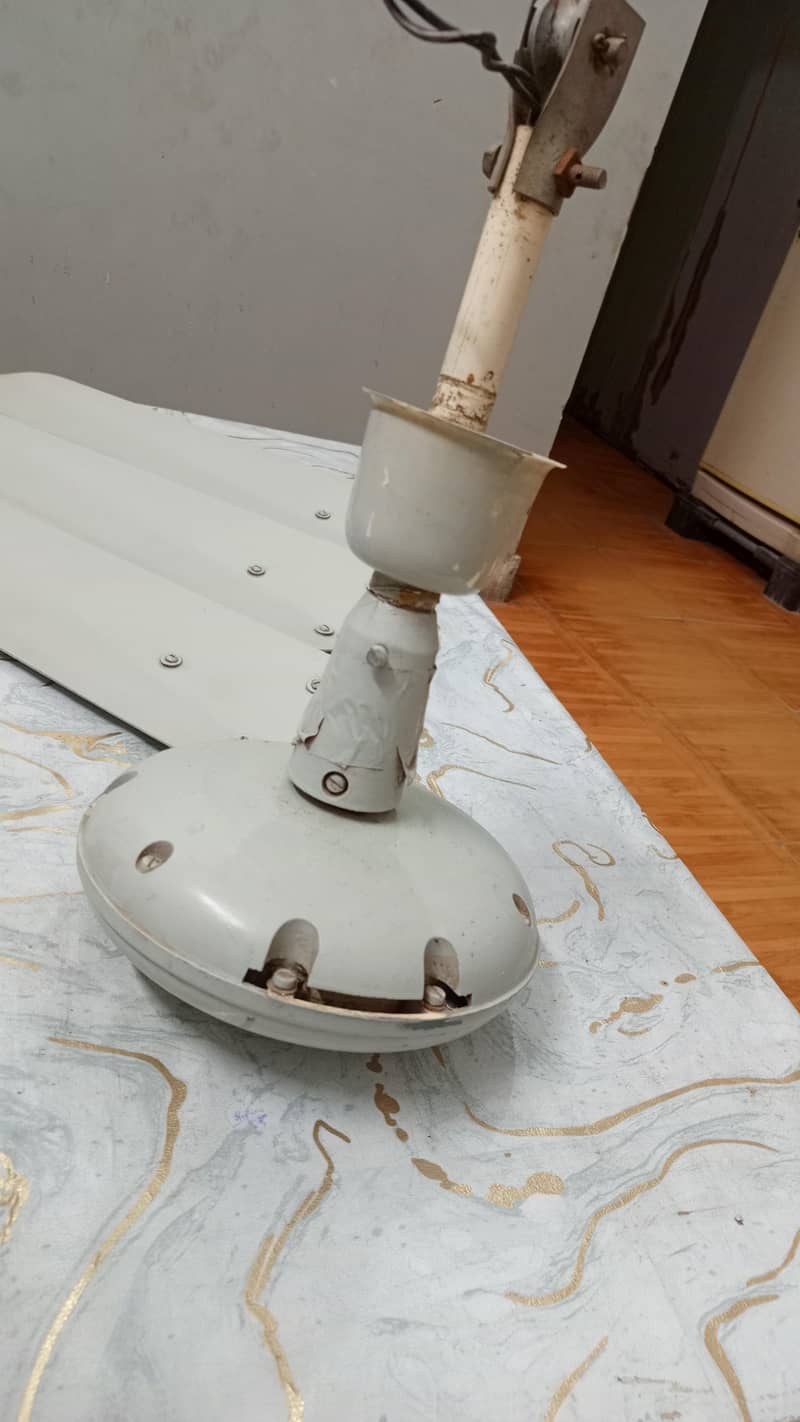 ceiling fan 0