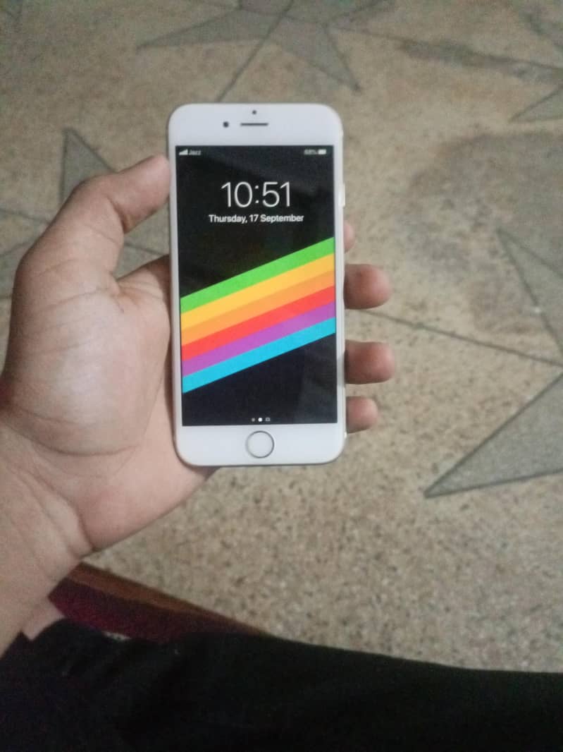 Apple iPhone 6 0