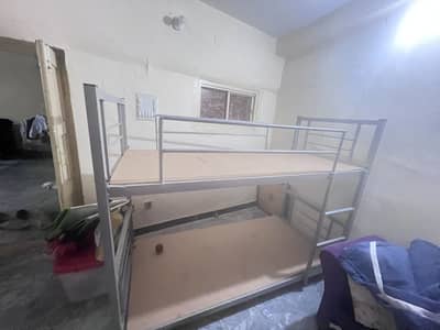 Metal bunk bed