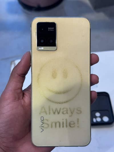 Vivo Y33t Gold edition