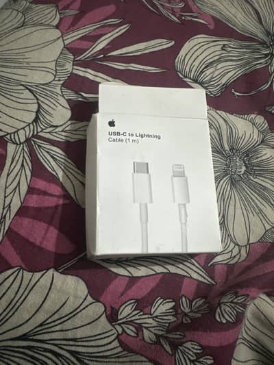 iPhone Lighting cable