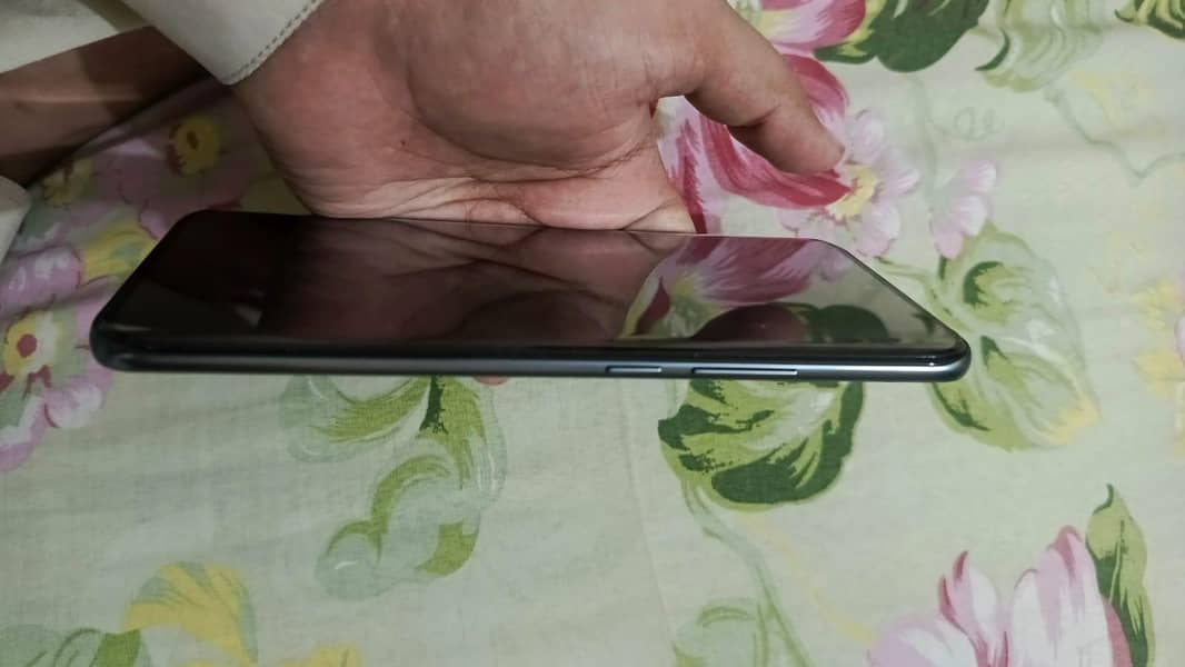Techno Spark 40 Pro Plus 5
