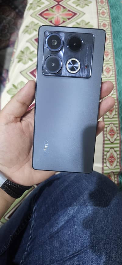 Infinix Note 40
