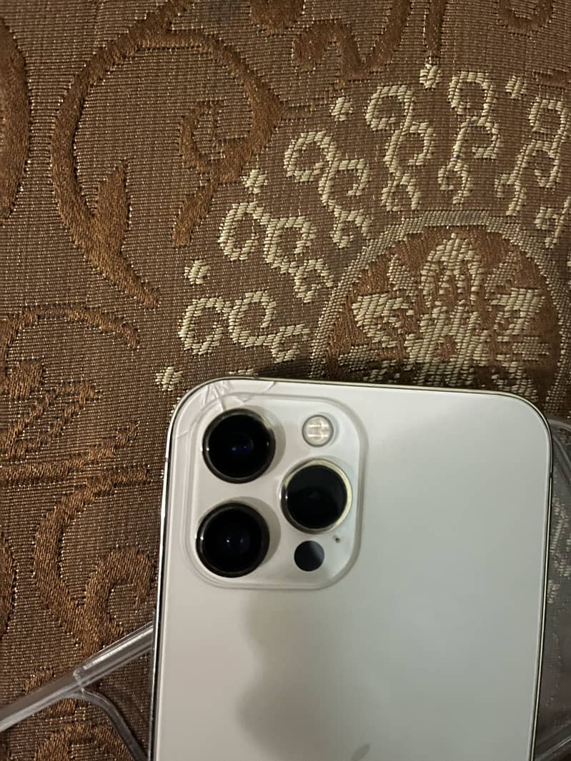 Apple iPhone 12 Pro Max 2